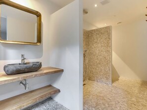 Villa | Badkamer