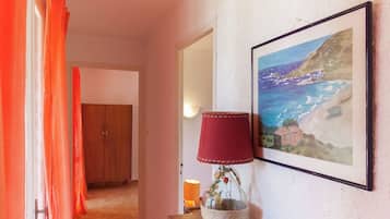 2 bedrooms, individually furnished