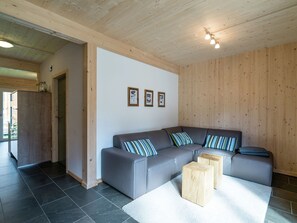 Chalet | Living area - Lovely Chalet With Infrared Sauna (Sankt Georgen am Kreischberg)