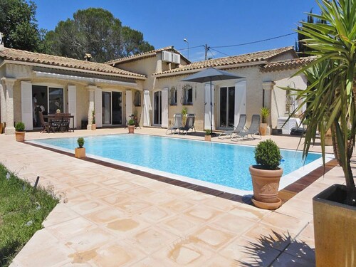 Villa in Puget-sur-argens With Pool & Garden