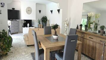 Villa | Living room