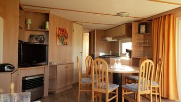Chalet | Dining