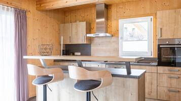 Nhà gỗ | Bếp riêng | Ghế cao cho trẻ em