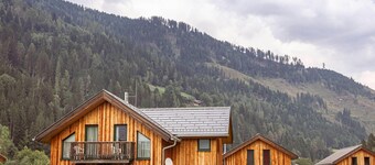 Luxurious Chalet in Murau with Outside Hot Tub