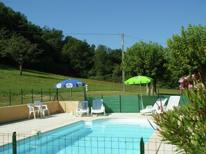 House | Pool | Outdoor pool - Holiday Home Along the River by a Lovely Hiking Forest Near Cunèges (Cuneges)