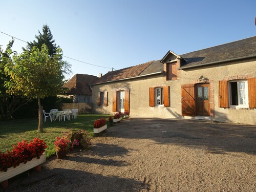Rural House With Fantastic Views Over the Loire Valley