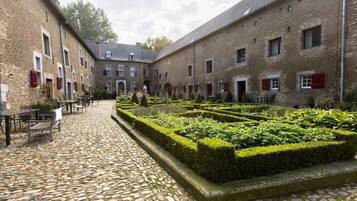 Apartment | Exterior