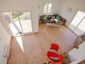 Villa | Living room - Impressive Villa Overlooking the Hill (Joyeuse)