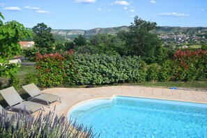 Villa | Pool - Impressive Villa Overlooking the Hill (Joyeuse)