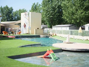 Pool - Luxury Mobile Home With Wooden Terrace, Near the Coast (Vias)
