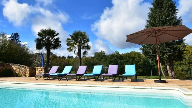 Outdoor pool - Beautiful House With Swimming Pool and Yurt Near Villefranche-du-périgord (Saint-Cernin-de-l'Herm)