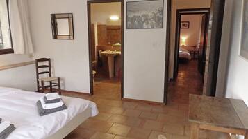 Villa | 4 bedrooms, individually furnished, iron/ironing board, bed sheets