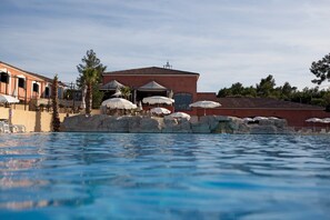Villa | Pool - Elegant Villa in Fayence (Fayence)