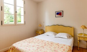 3 bedrooms, individually furnished - Elegant Villa in Fayence (Fayence)