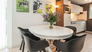 Unclassified image, 5 of 18, button - Cosy Holiday Home in South Holland by the Forest (Noordwijk)