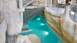 Outdoor pool - Authentic Apartment Located in the Center of Les Arcs 1950 (Bourg-Saint-Maurice)