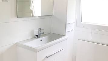 Chalet | Kamar mandi | Shower