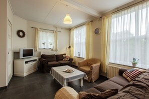 House | Living room