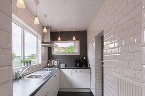 House | Private kitchen | Highchair