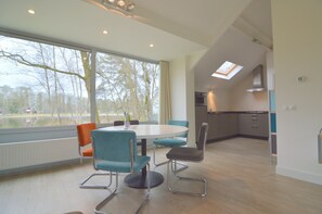 Dining - Alluring Holiday Home in Limburg near Forest (Stramproy)