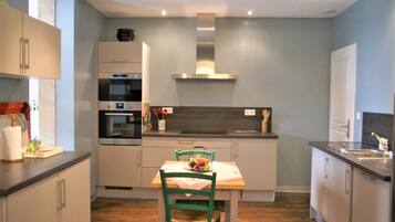 House | Private kitchen