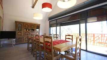 House | Dining