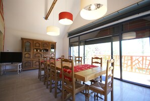 House | Dining - Horville Garden Retreat (Gondrecourt-le-Château)