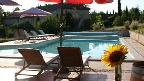Outdoor pool - A Super-original and Pleasant Stay in Ours (Fayssac)