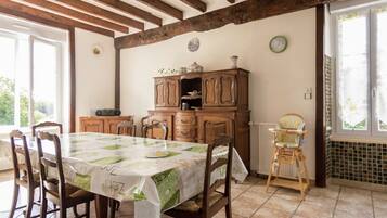 House | Dining