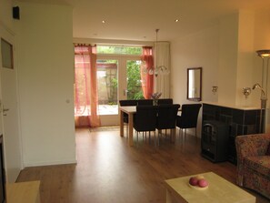 Living room - Luxury Holiday Home near Amsterdam (West-Graftdijk)