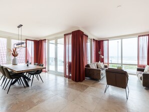 Dining - Apartment With sea View (Egmond aan Zee)