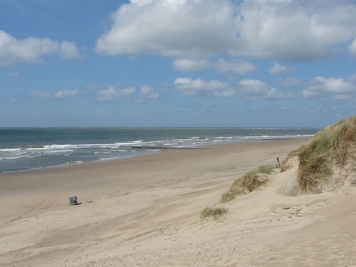 Spacious Holiday Home with Extra Facilities near Sea