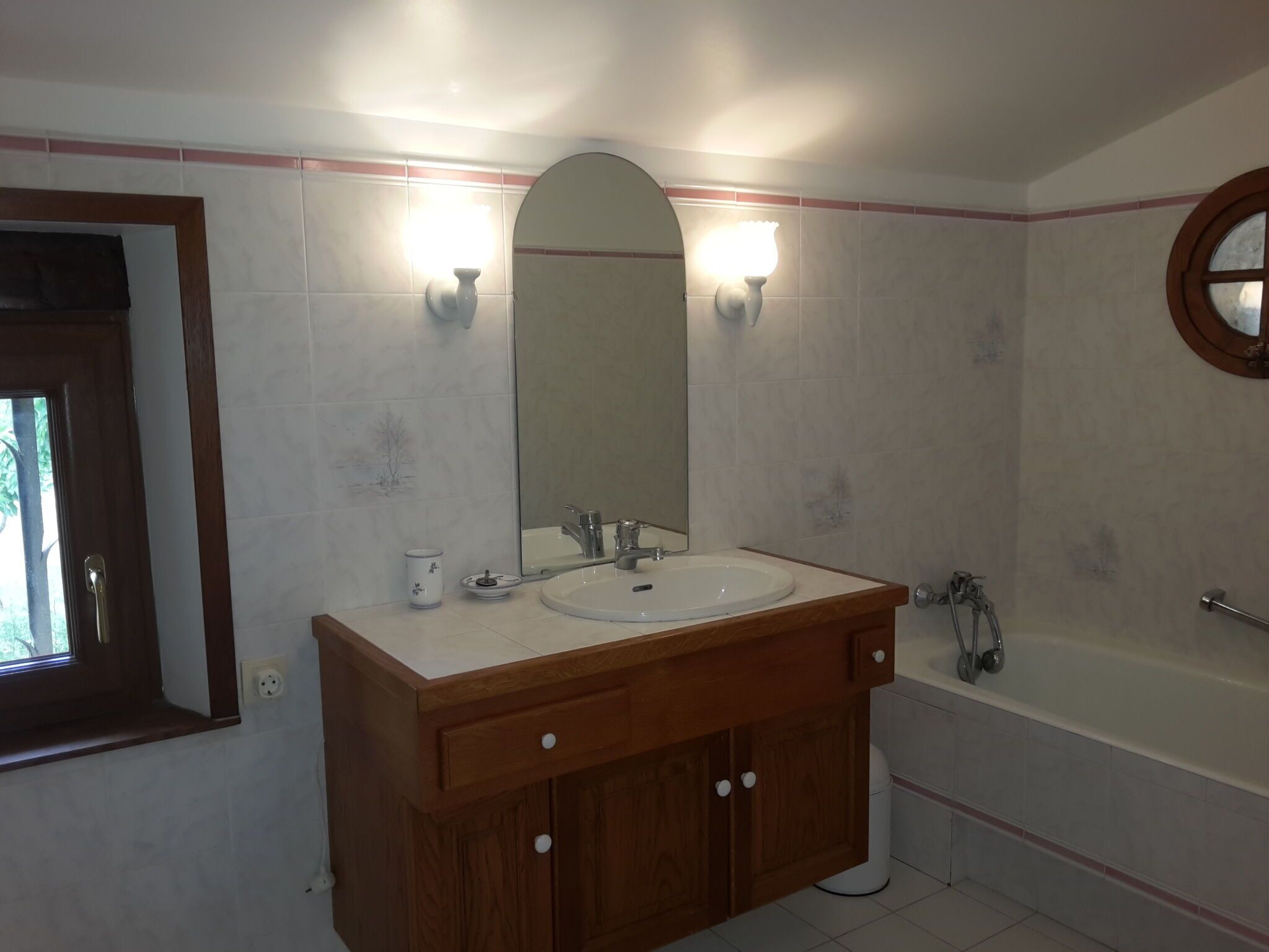 Bathtub