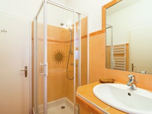 Nhà | Phòng tắm | Buồng tắm vòi sen, khăn tắm 