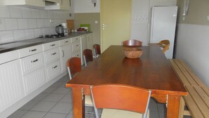 Unclassified image, 4 of 18, button - Well-kept Bungalow With a Dishwasher in the Betuwe (Kesteren)