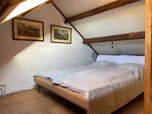 House | 5 bedrooms, individually furnished, iron/ironing board - Hideaway: Sauna, Tennis & Trampoline (Oploo)