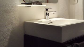 House | Bathroom | Shower