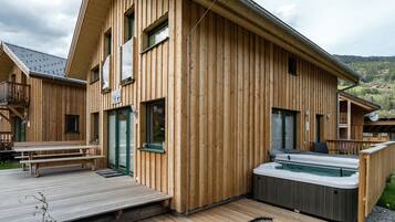 Chalet | Exterior