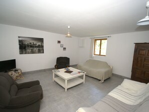 Cottage | Living room - Cottage in Flainville Near Norman Coastline (Le Bourg-Dun)