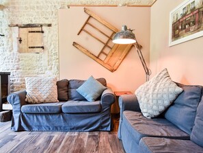 House | Living room | DVD player - Quaint Holiday Home With Garden in Ranville-breuilaud (Ranville-Breuillaud)