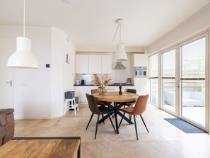 House | Dining