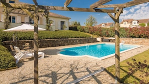 Exterior - Luxurious Villa in Rouzede With Private Swimming Pool (Rouzede)