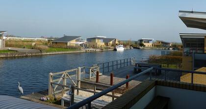 Nice Holiday Home With a Private Jetty, in Lemmer