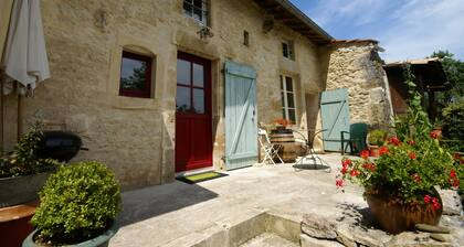 Seigneulles Garden Escape