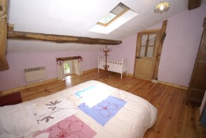 House | 3 bedrooms, bed sheets - Seigneulles Garden Escape (Seigneulles)