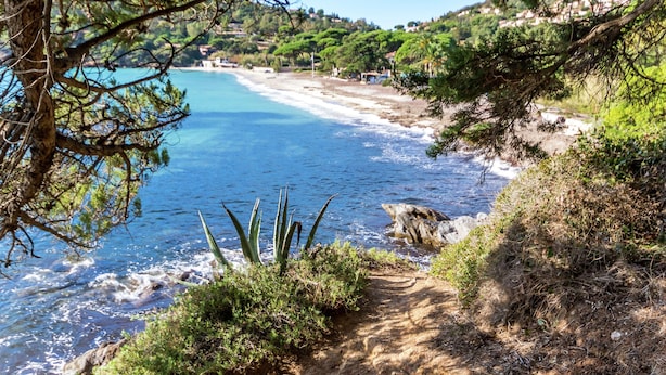 House | Beach - Sea-view Holiday Home in Rayol-canadel-sur-mer With Garden (Rayol-Canadel-sur-Mer)