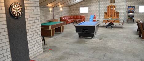 House | Room amenity