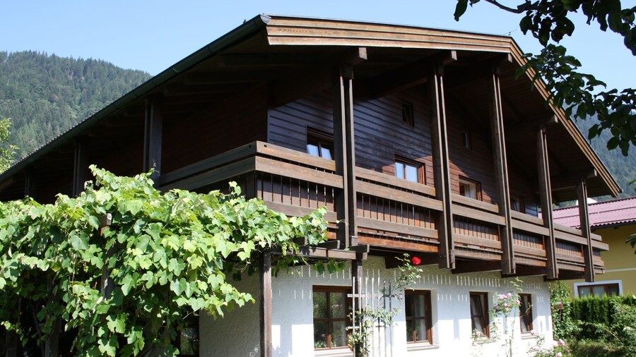 Chalet in Goldegg Near Ski Slopes