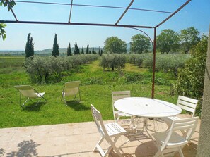 House | Balcony - Holiday Home in Beziers With Pool and Vineyard (Murviel-les-Beziers)