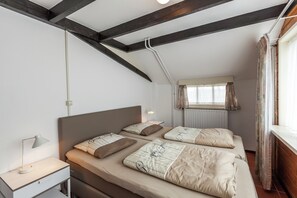 2 chambres, ameublement personnalisé, draps fournis